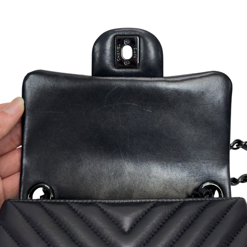 CHANEL CC *極罕全黑* So Black 方胖子-17