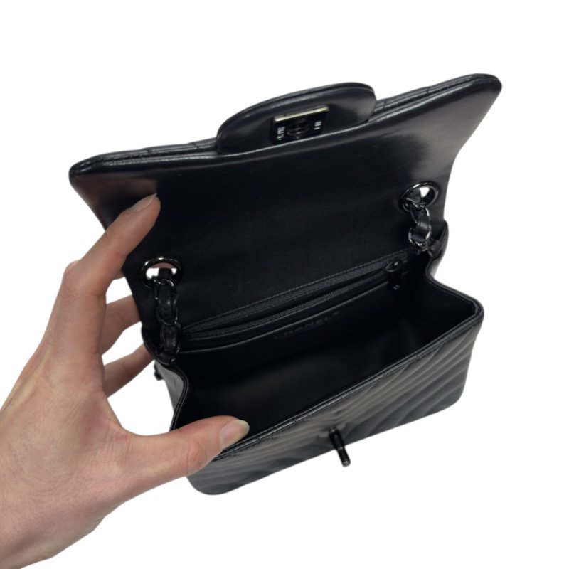 CHANEL CC *極罕全黑* So Black 方胖子-18