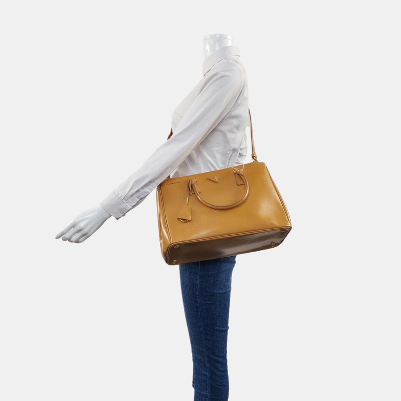 PRADA Galleria中號姜黃色牛皮徽標十字紋殺手包單肩包手提包金色五金可拆卸肩帶-1