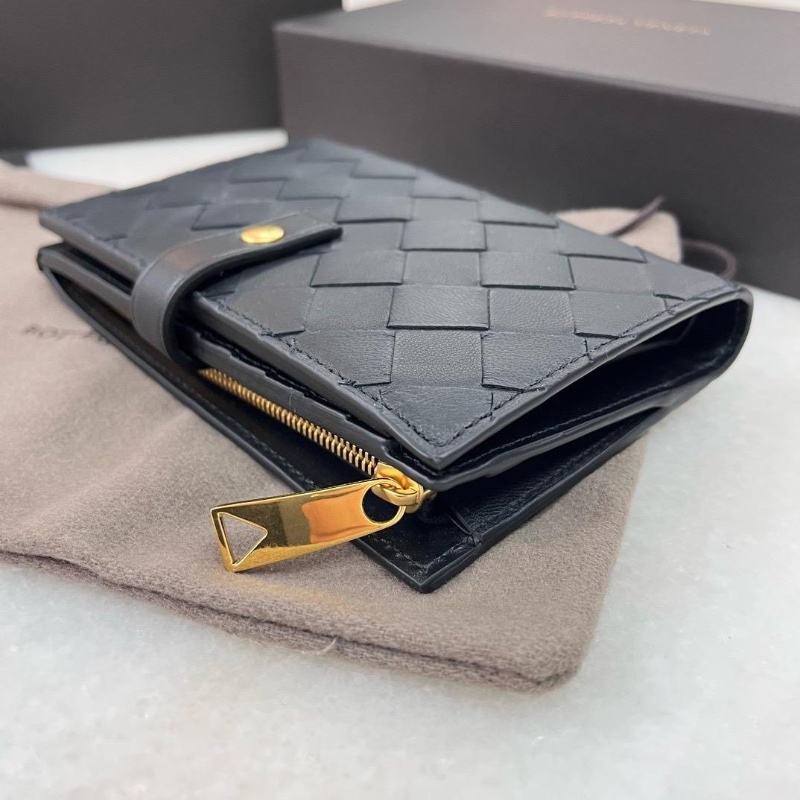 Bottega Veneta Bi fold wallet ( Black )-1