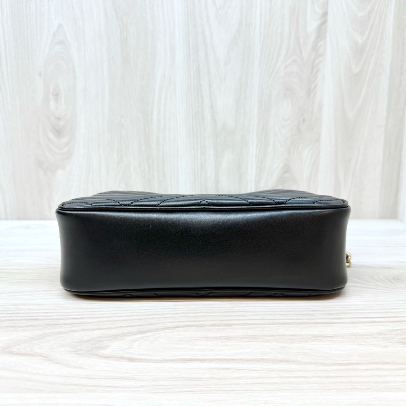 GUCCI黑金牛皮馬夢鏈條相機包24CM 447632-4