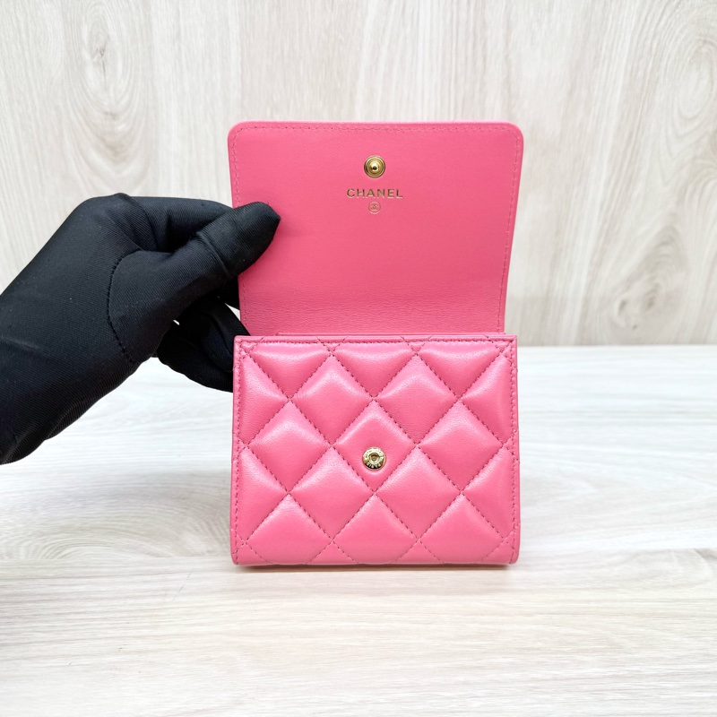 CHANEL粉金羊皮愛心釦三折短夾AP3292-8