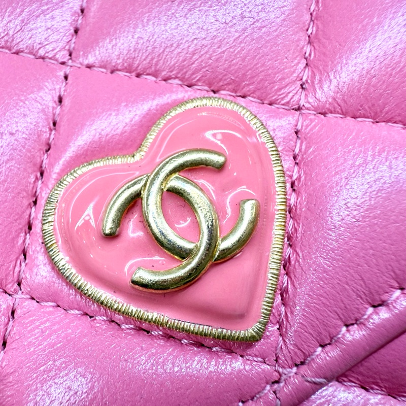 CHANEL粉金羊皮愛心釦三折短夾AP3292-17