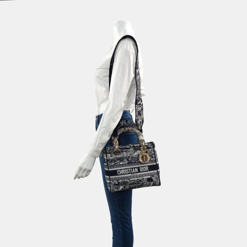 DIOR LadyD-Lite 中號藍色織物刺繡單肩包金色五金可拆卸肩帶-1