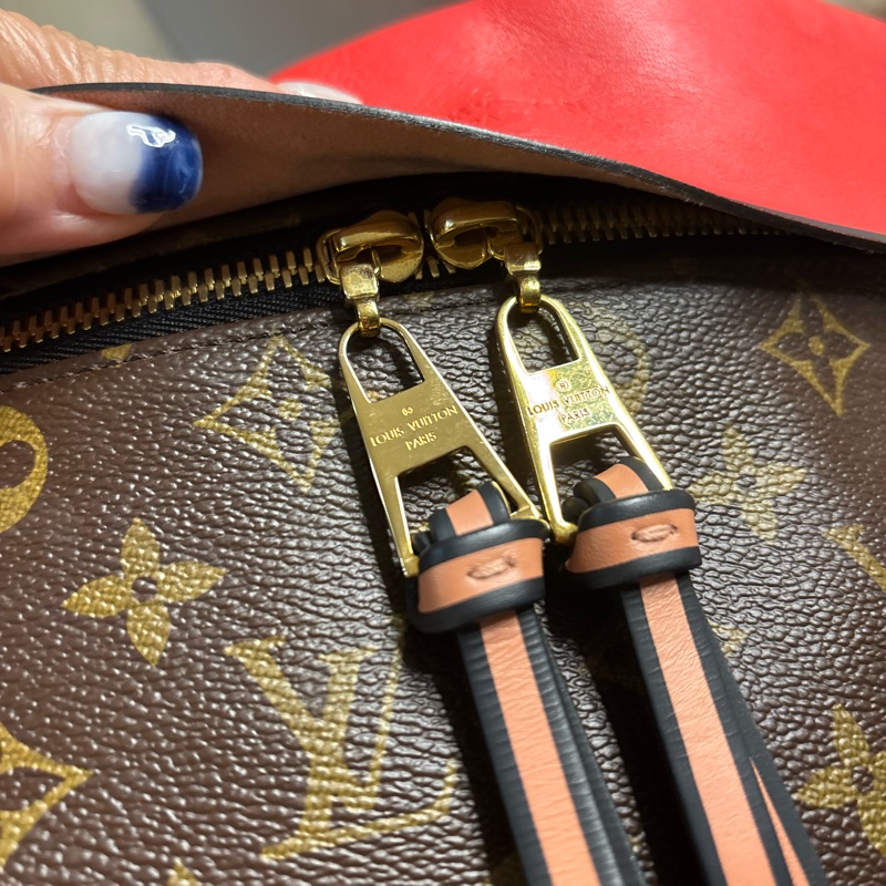 Louis Vuitton經典老花牛皮紅色肩 提雙用包-14