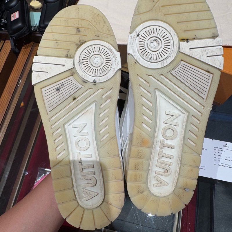 LouisVuitton路易威登 鞋trainer白水泥 3碼 36碼二手 帶一副未使用鞋帶-2
