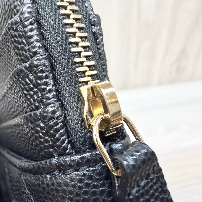 CHANEL皮夾黑色荔枝皮淡金釦四層卡零錢吐司包/AP2061-8