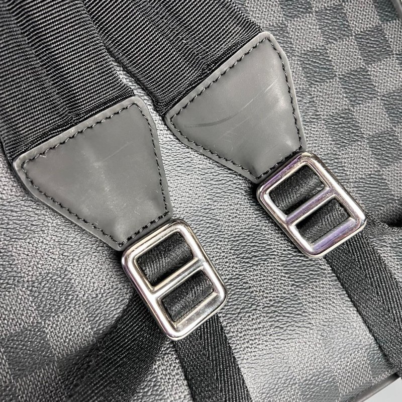 LV N40365 黑棋盤格紋後背包-9