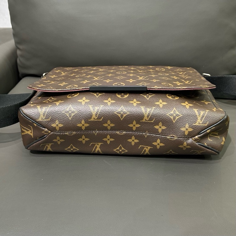 LV路易威登District老花邮差包-2