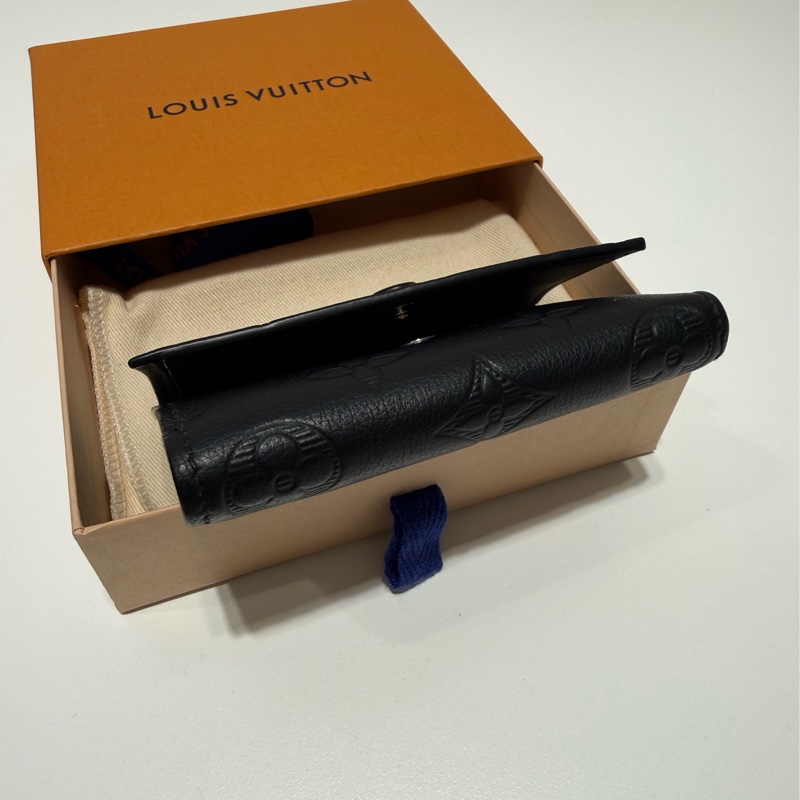 二手LV黑色全皮Victor壓紋三折短夾M12635-5