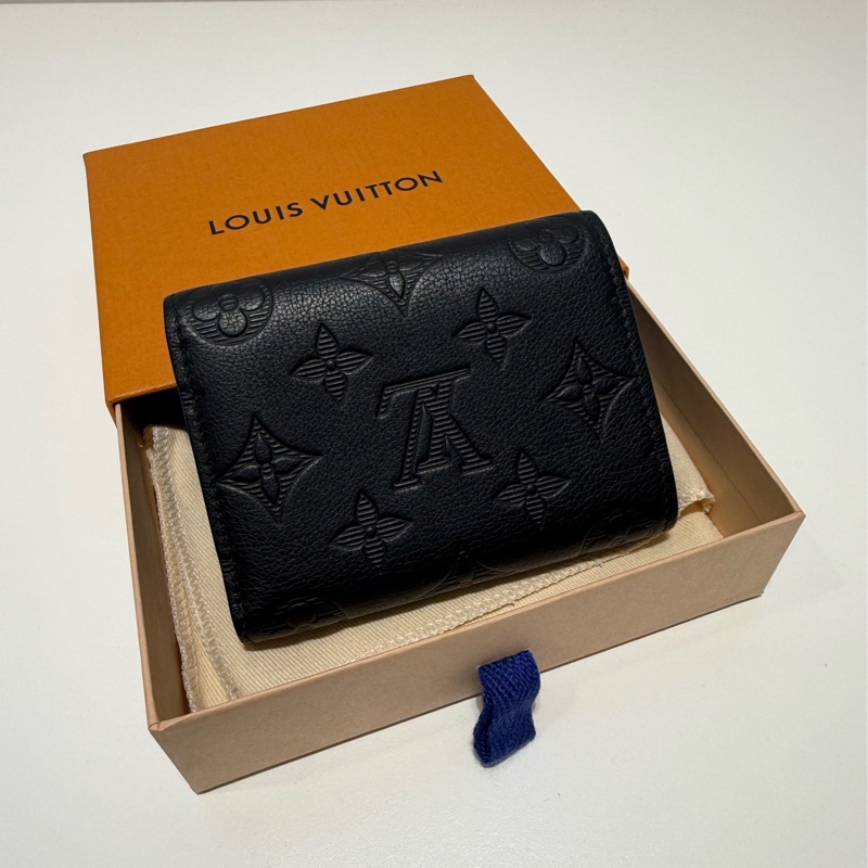 二手LV黑色全皮Victor壓紋三折短夾M12635-6