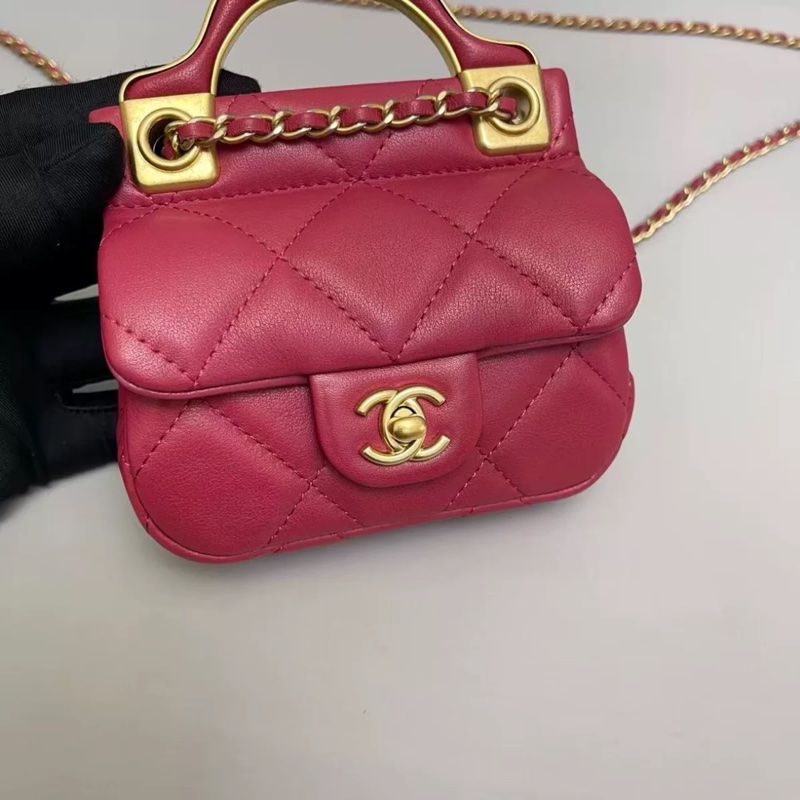 Chanel香奈兒 玫紅色全皮mini衣架包-4