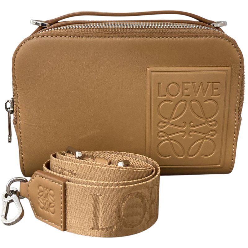 LOEWE 羅威 Mini Camera Bag相機包 小牛皮 焦糖色 銀釦-0