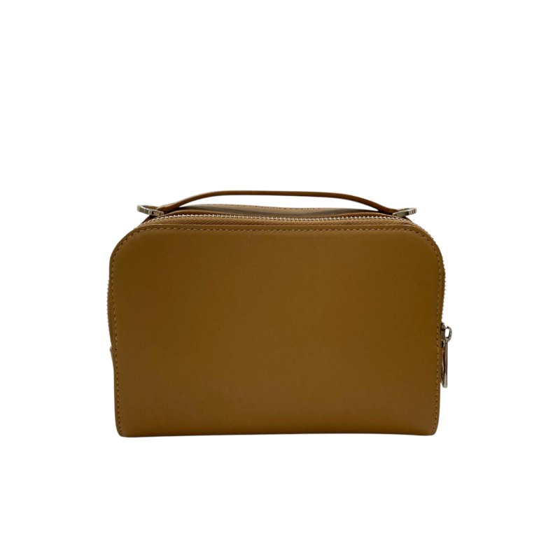 LOEWE 羅威 CAMERA BAG MINI 相機包 小牛皮 焦糖色 銀釦-2