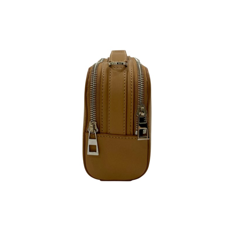 LOEWE 羅威 CAMERA BAG MINI 相機包 小牛皮 焦糖色 銀釦-4