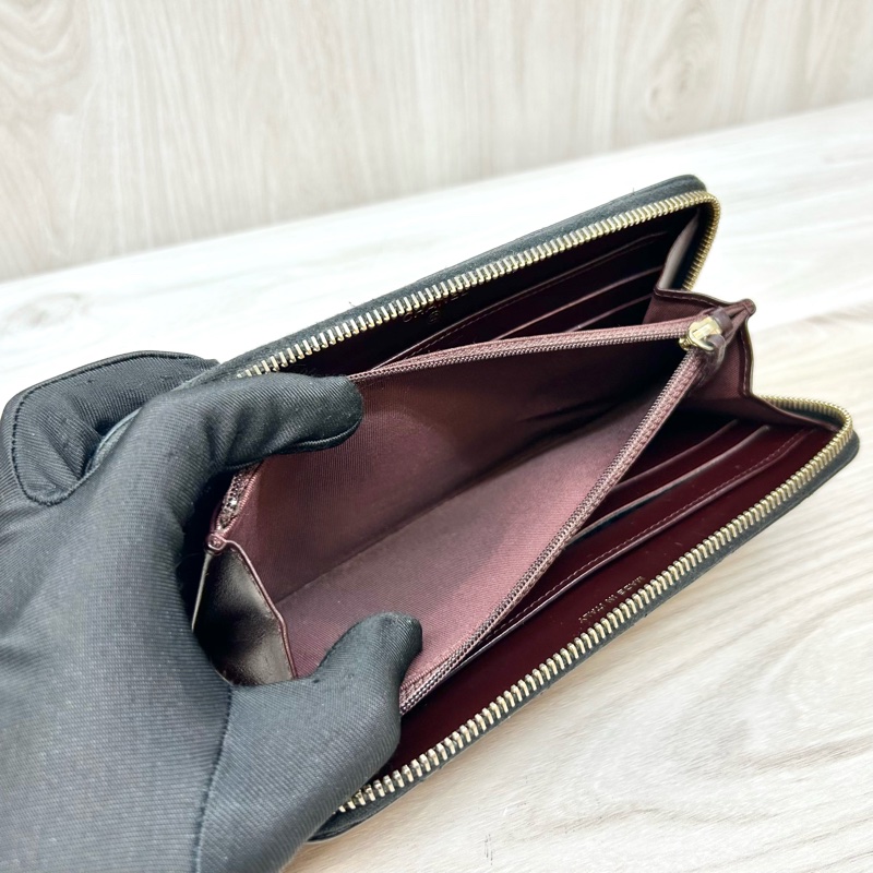 Chanel黑金荔紋牛皮8卡ㄇ拉長夾A50097-15