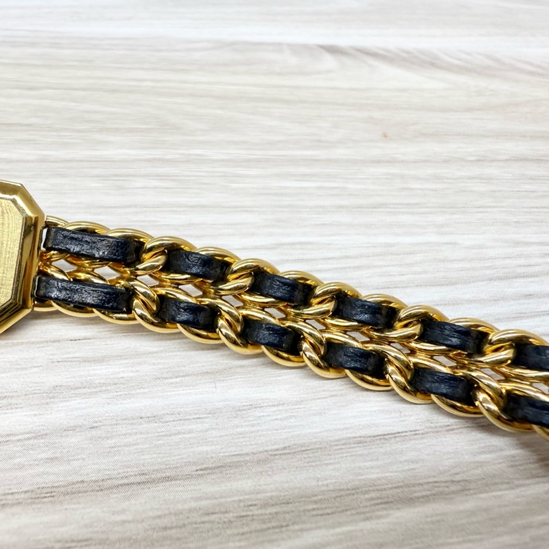 CHANEL 黑金L號皮穿鍊vintage首映錶-11