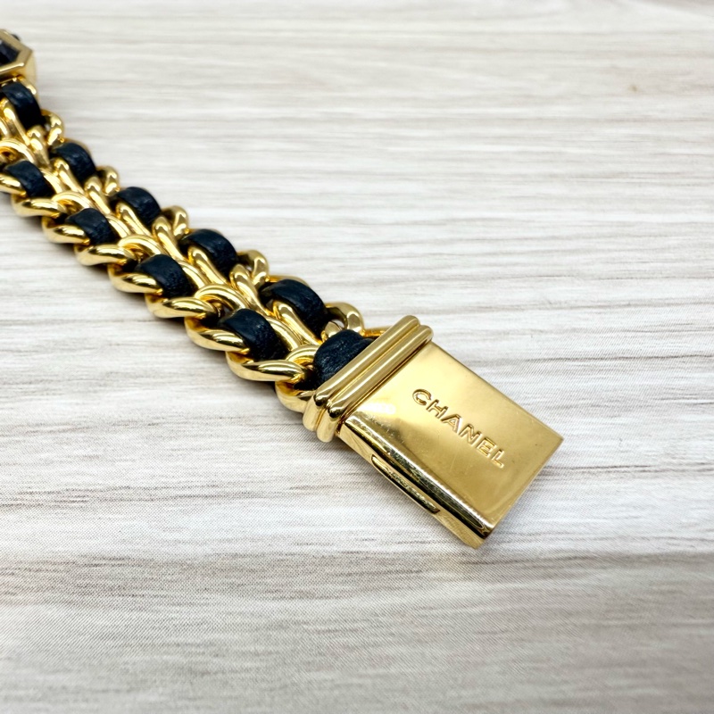 CHANEL 黑金L號皮穿鍊vintage首映錶-15
