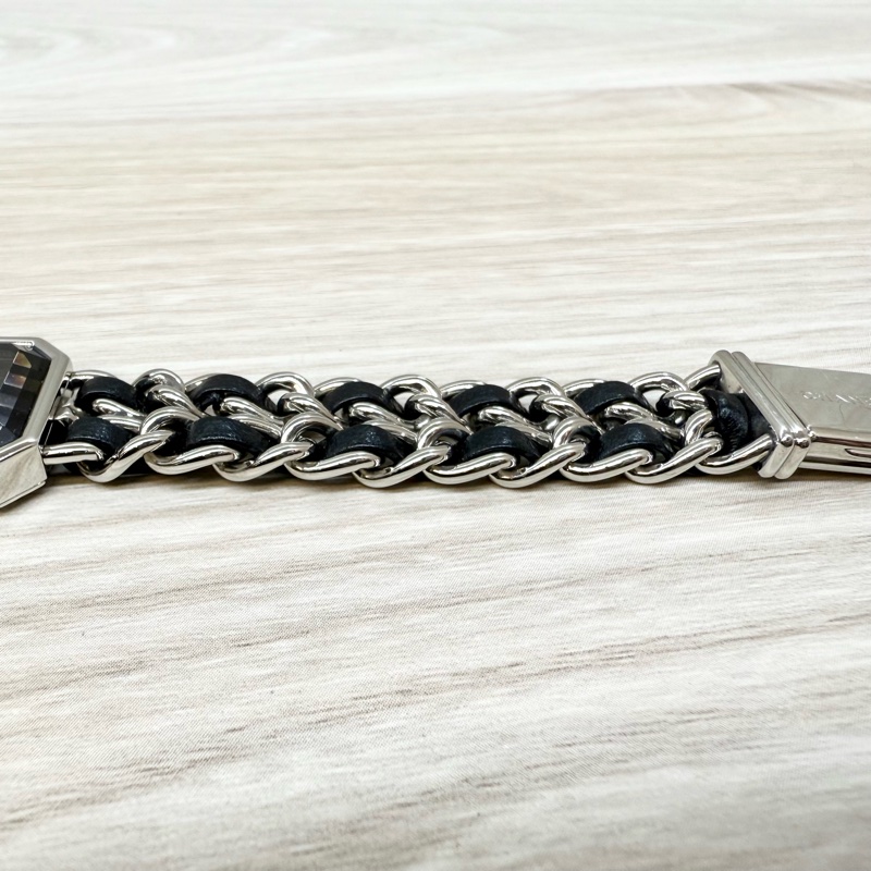 Chanel黑銀M號Premiere皮穿鏈首映錶-2