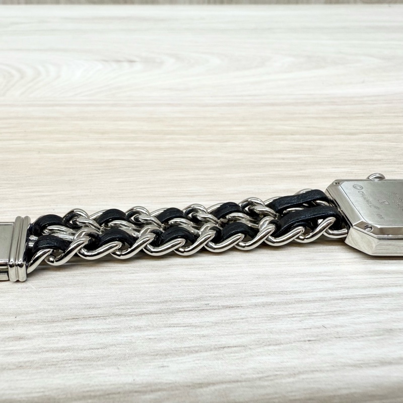 Chanel黑銀M號Premiere皮穿鏈首映錶-15