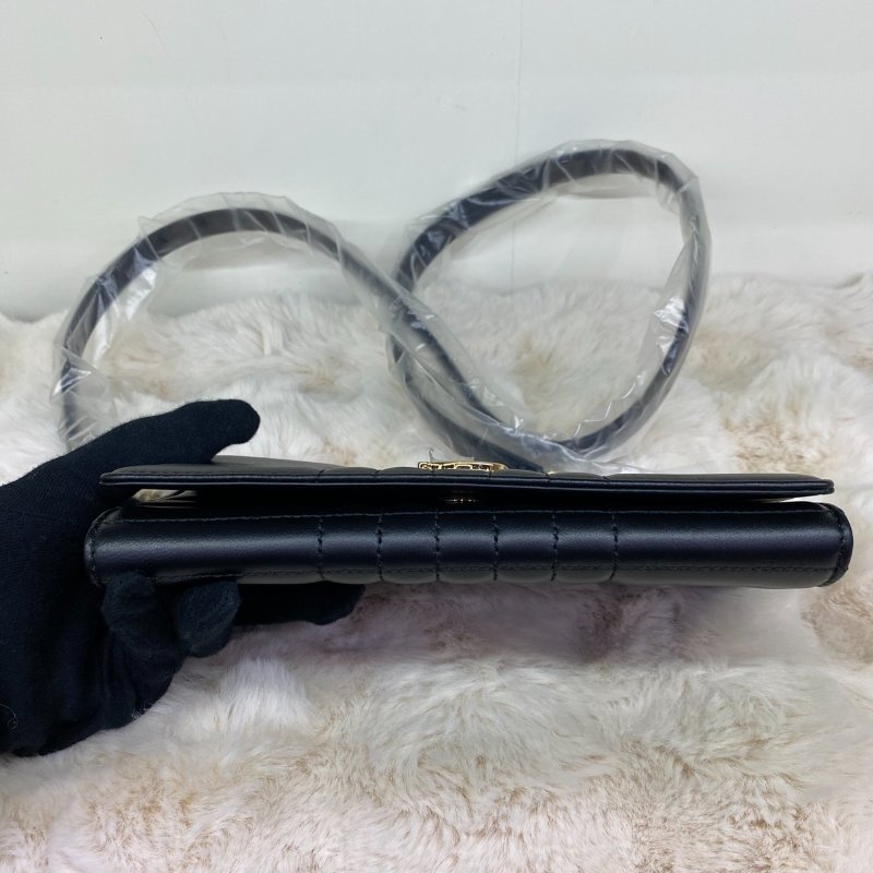 全新閒置品 BURBERRY 巴寶莉 Lola系列TB LOGO格紋小羊皮WOC斜背包-2