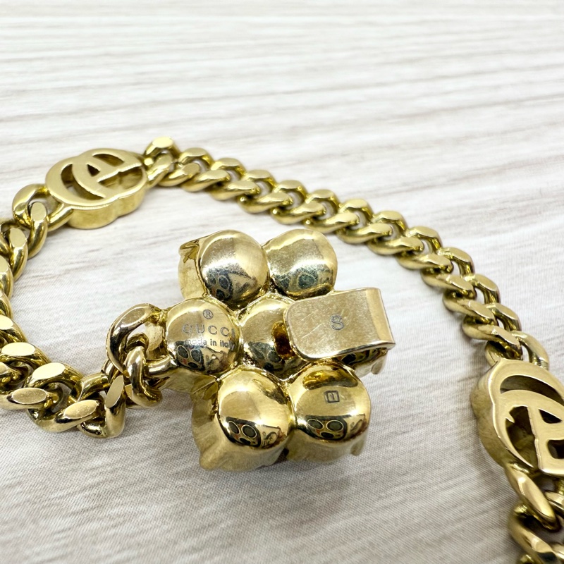 GUCCI 金色珍珠花瓣造型GG鏈互扣式手鍊-11