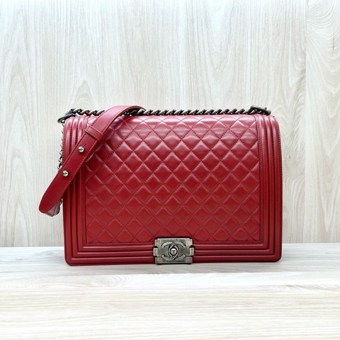 CHANEL紅色羊皮菱格BOY30口蓋包/A67087