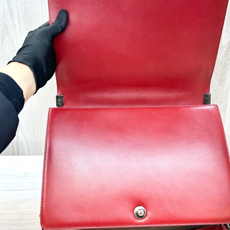 CHANEL紅色羊皮菱格BOY30口蓋包/A67087-17