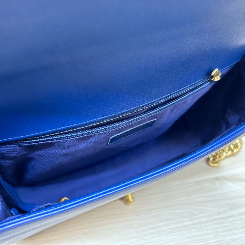 CHANEL深藍羊皮菱格紋金釦Boy30cmA67087-22