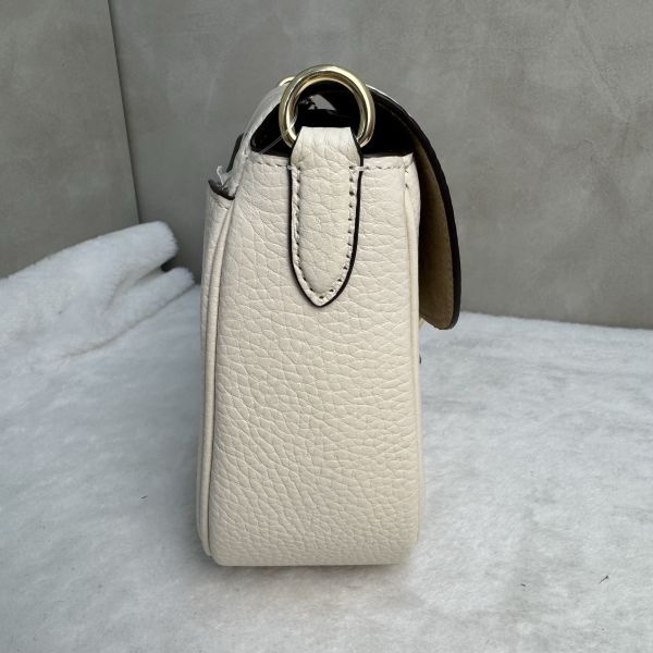 COACH Amelia 全新米白馬鞍包-5