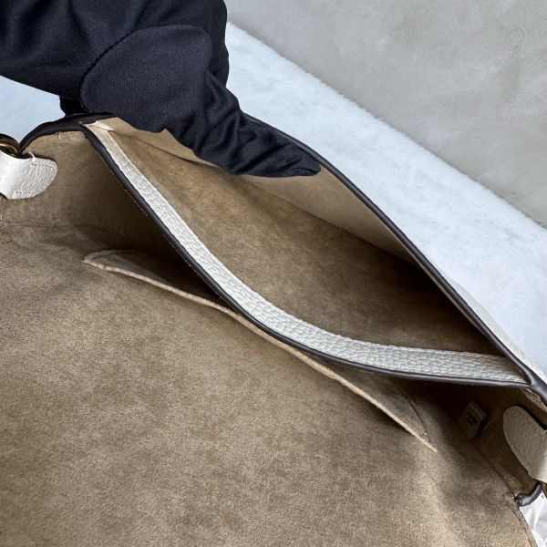 COACH Amelia 全新米白馬鞍包-15