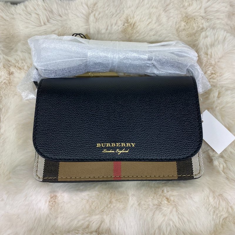 全新閒置品 BURBERRY 巴寶莉 經典格紋WOC翻蓋鏈條斜背包(黑)-0