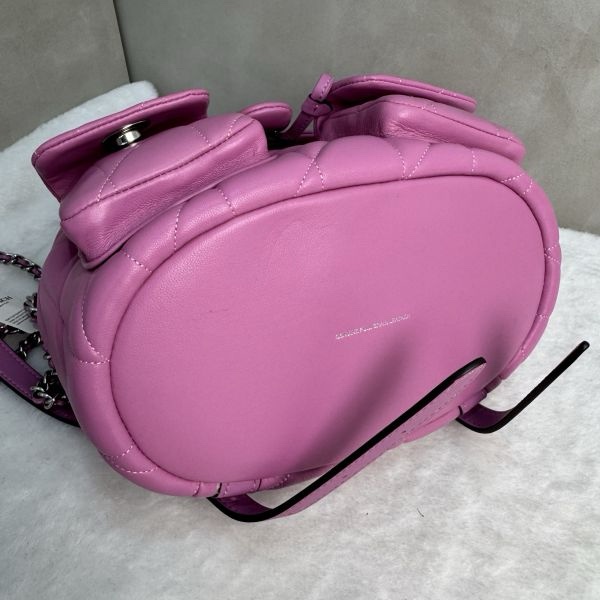 COACH Tabby 絎縫後背包-6