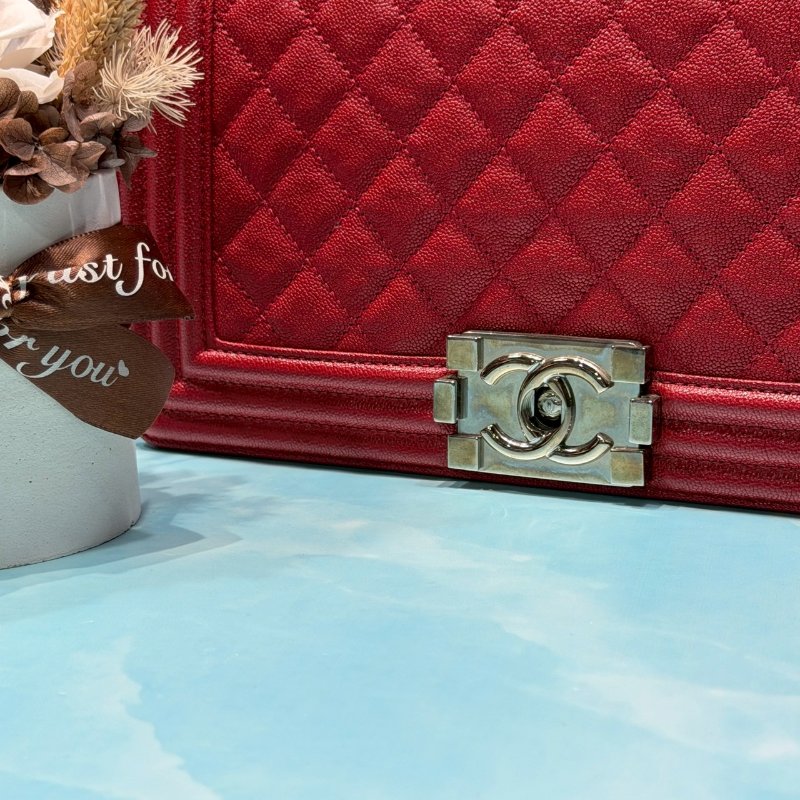 CHANEL 荔枝牛皮紅銀 BOY 25-6