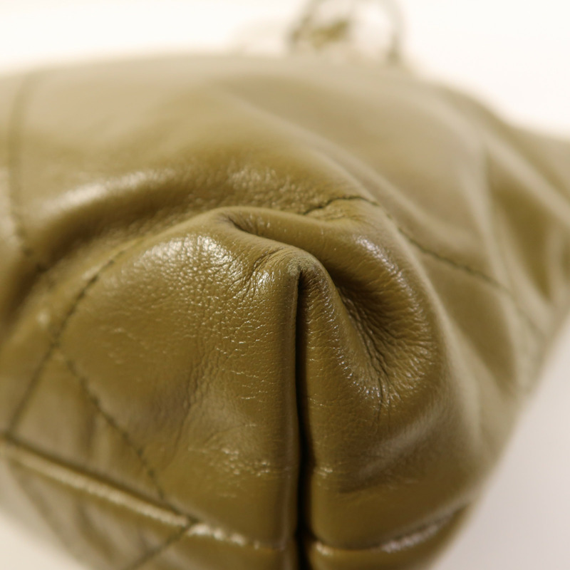 CHANEL 牛皮皮革Chanel 22 Mini金扣手挽肩背兩用袋-11