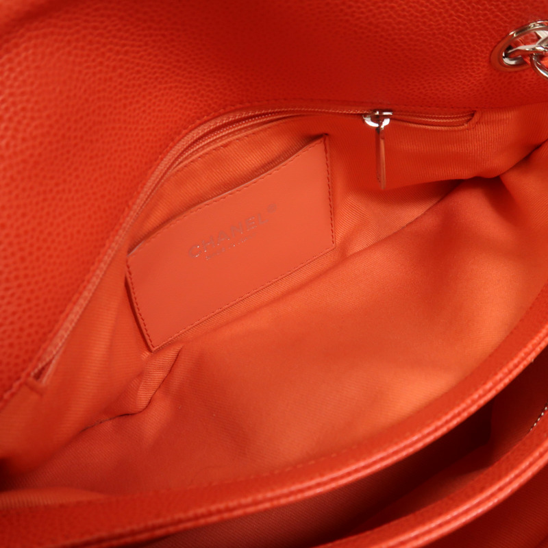 CHANEL 牛皮皮革Chain Shoulder銀扣鏈帶肩背袋-5