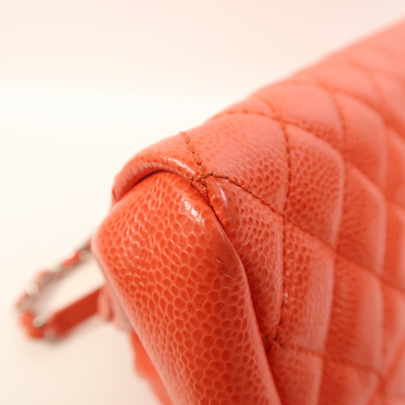 CHANEL 牛皮皮革Chain Shoulder銀扣鏈帶肩背袋-15