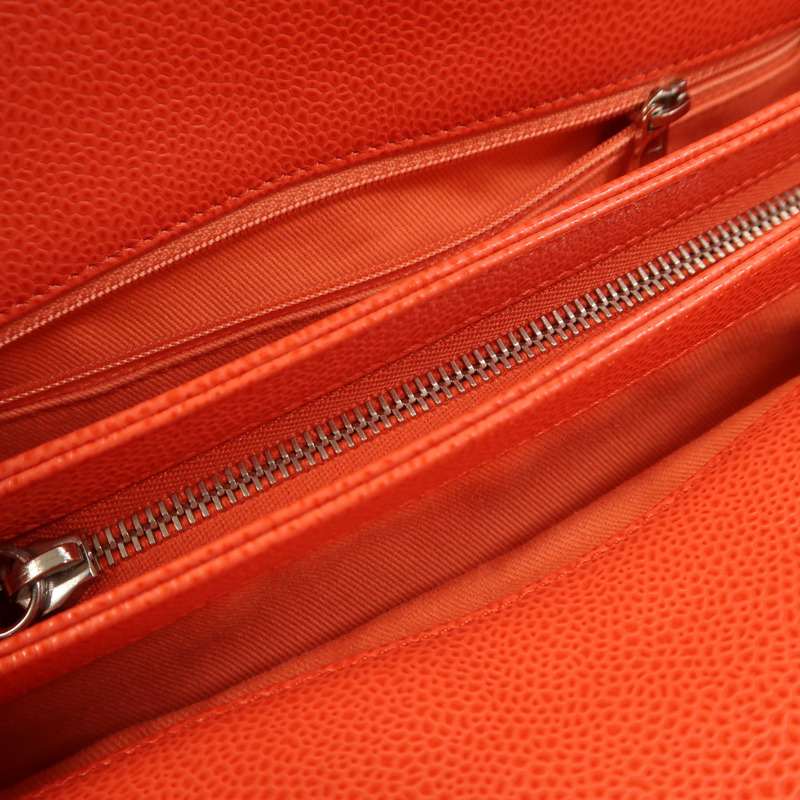 CHANEL 牛皮皮革Chain Shoulder銀扣鏈帶肩背袋-19