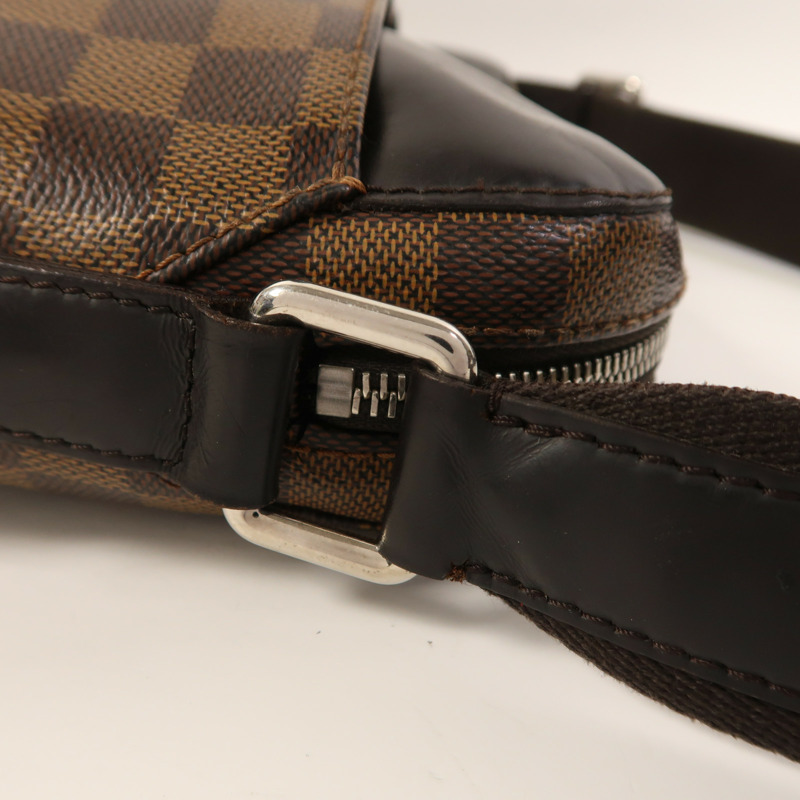 LOUIS VUITTON Damier Jake Messenger PM銀扣肩背袋-12
