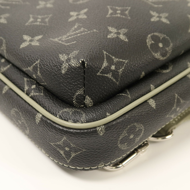 LOUIS VUITTON Monogram Gradient Slingbag PM銀扣肩背袋-11