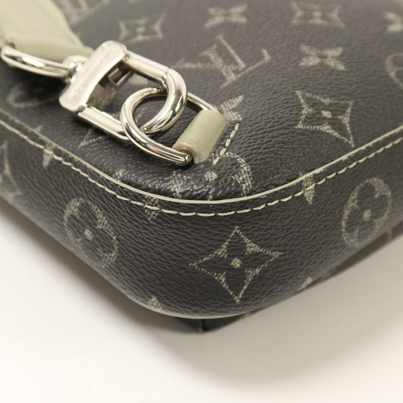 LOUIS VUITTON Monogram Gradient Slingbag PM銀扣肩背袋-12