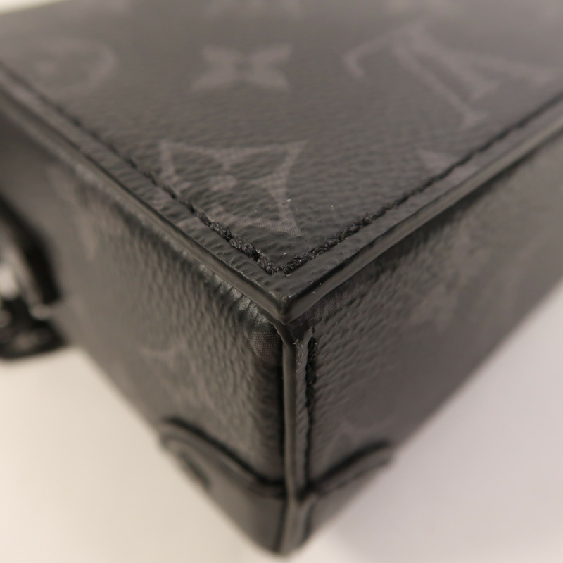 LOUIS VUITTON Monogram Eclipse Steamer Wearable Wallet肩背袋-11