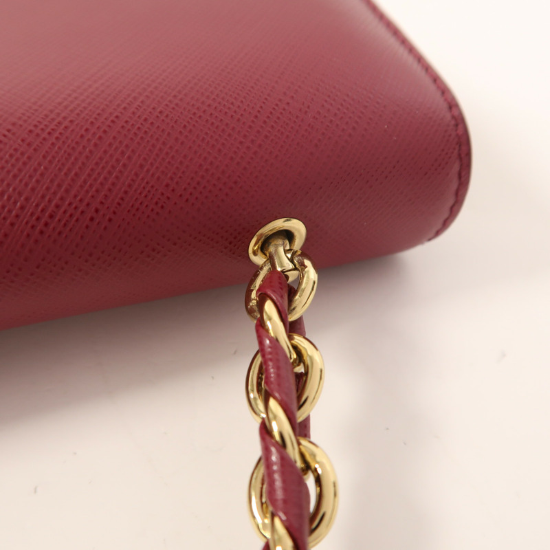 Salvatore Ferragamo Saffiano皮革Chain Shoulder金扣鏈帶肩背袋-15