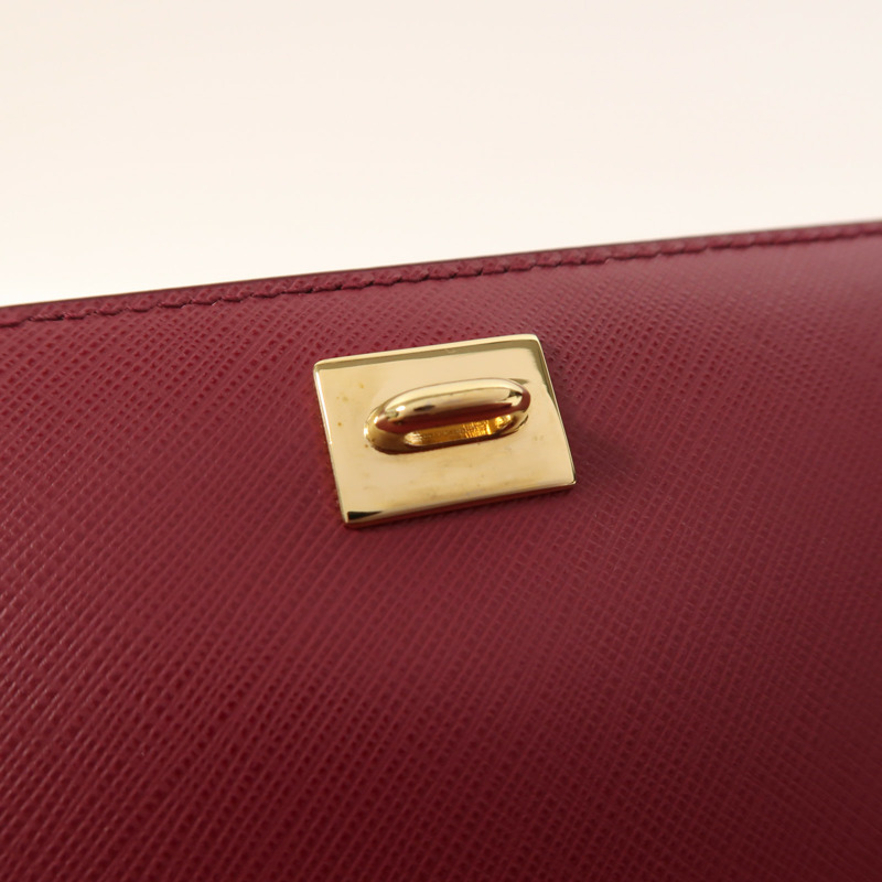 Salvatore Ferragamo Saffiano皮革Chain Shoulder金扣鏈帶肩背袋-17