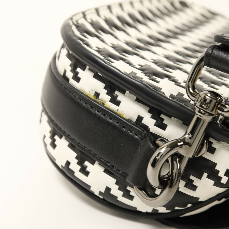 Dior 牛皮皮革Bobby East West銀扣肩背袋-14