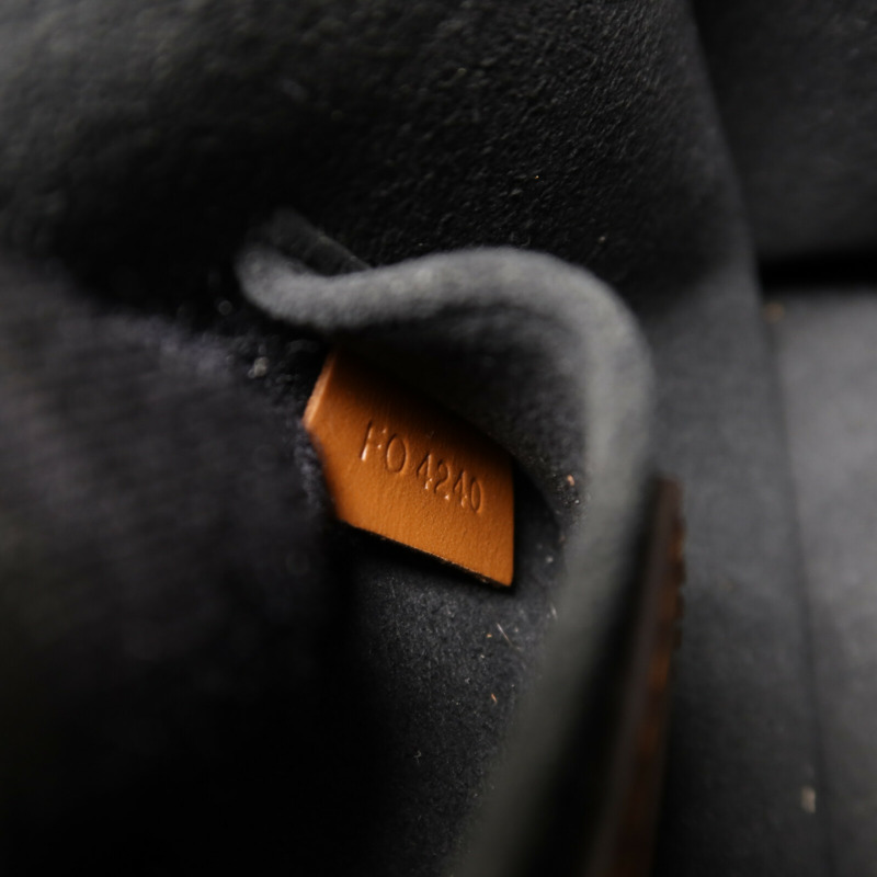 LOUIS VUITTON Monogram Reverse Mini Dauphine金扣肩背袋-6