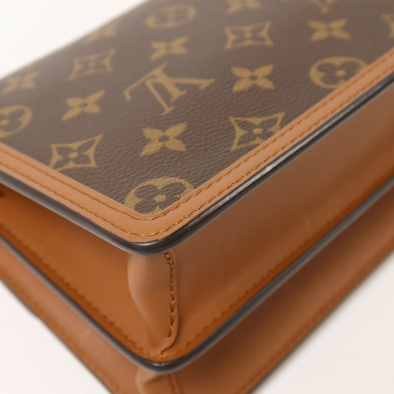 LOUIS VUITTON Monogram Reverse Mini Dauphine金扣肩背袋-11