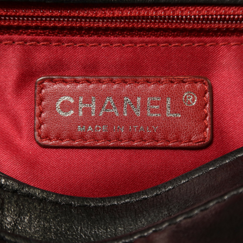 CHANEL 羊皮皮革Chain Shoulder銀扣鏈帶肩背袋-5