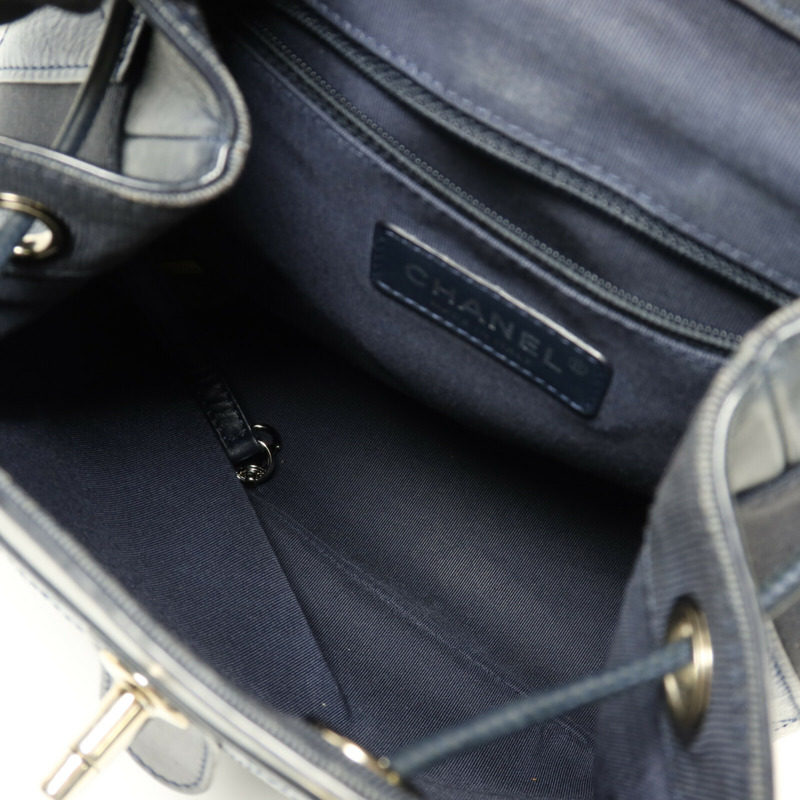 CHANEL 牛皮皮革Backpack銀扣鏈帶背包-4
