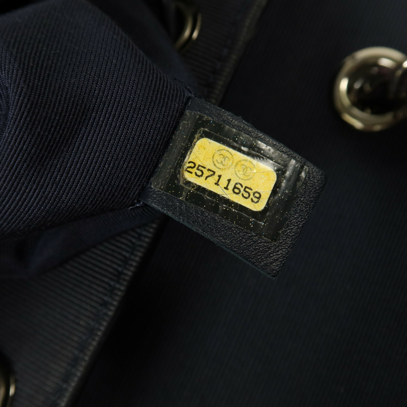 CHANEL 牛皮皮革Backpack銀扣鏈帶背包-6